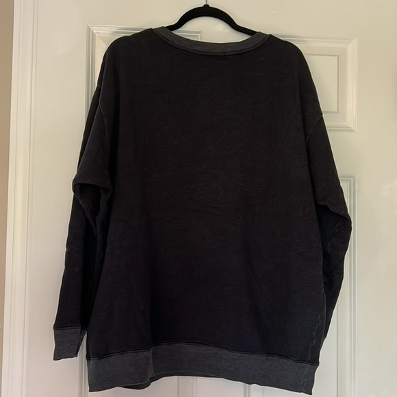 Wildfox Cry BB Roadtrip Sweater Medium - Picture 8 of 8